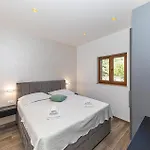 Holiday home Beautiful In