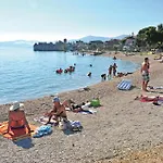 Beautiful In * Solin